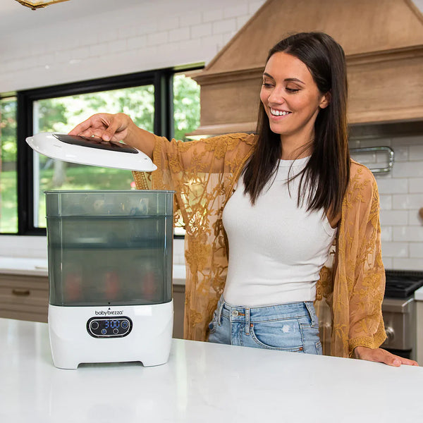 باقة - One Step™ Baby Bottle Sterilizer and Dryer Advanced + مزيل التكلس العالمي 24 قرصًا Baby Brezza ME - product thumbnail